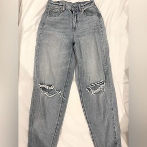 American eagle mom jeans